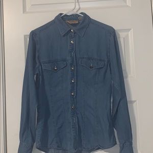 Chambray button-up